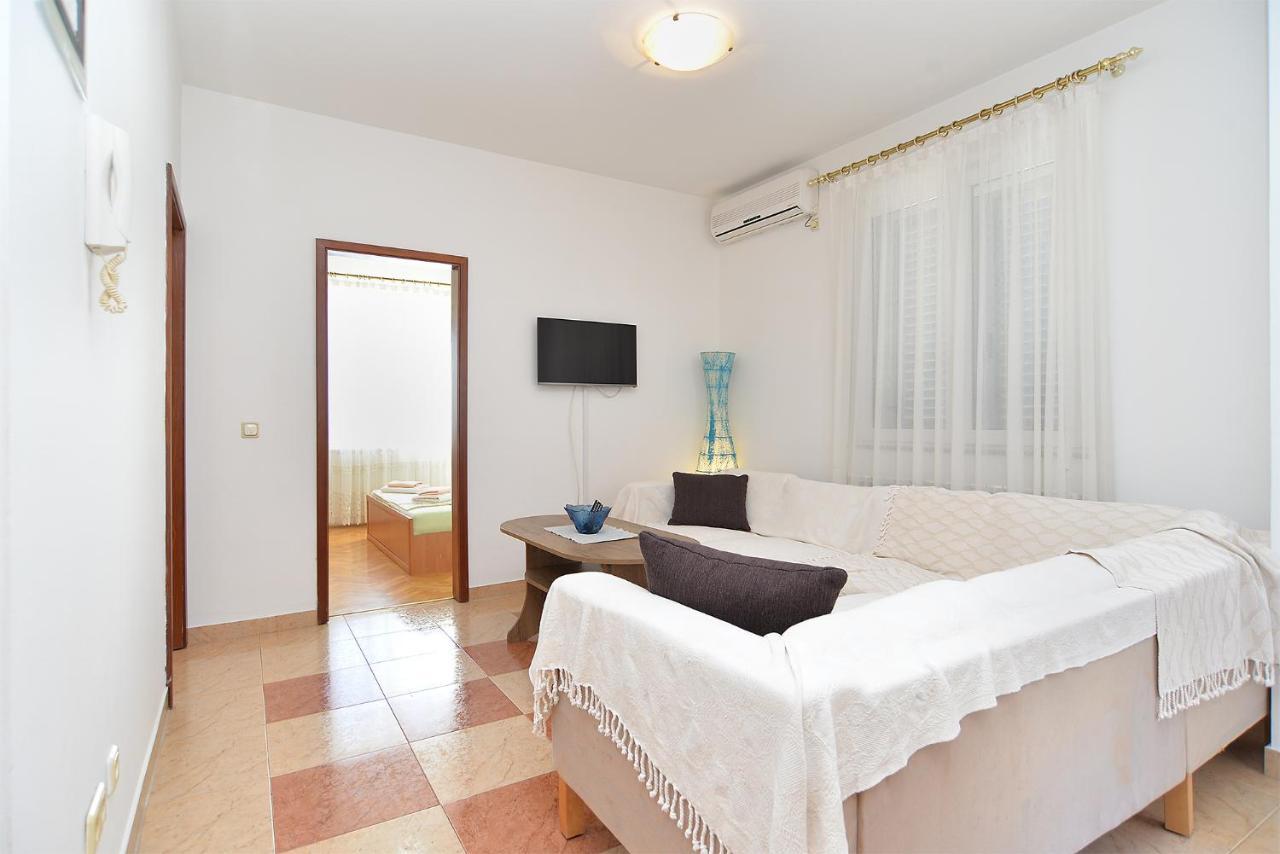 Martin 2224 Apartment Rovinj